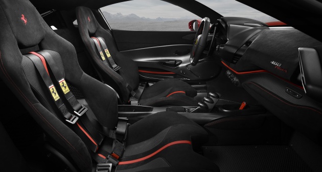 Ferrari 488 Pista debuts ahead of Geneva Motor Show