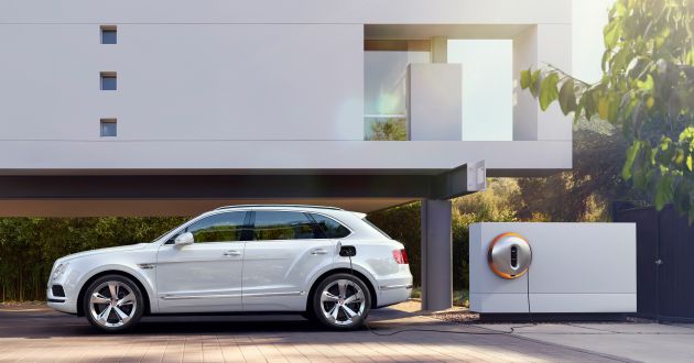 Volkswagen: E-fuels to prolong life of combustion engine, encouraged by EV technology limitations