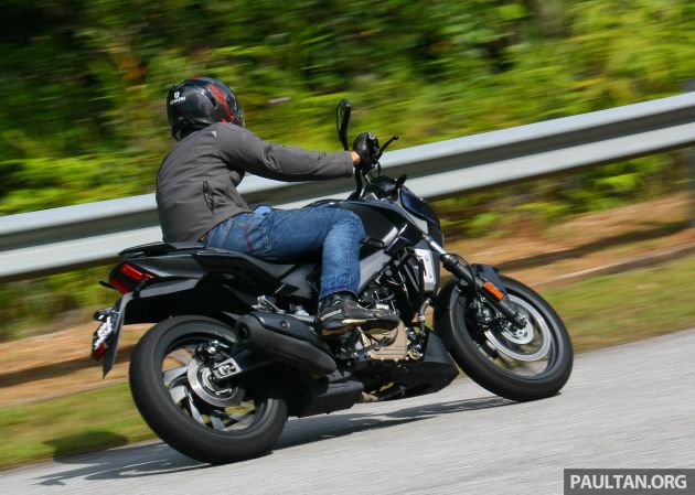 PANDANGAN AWAL: Modenas Dominar 400 sediakan pakej yang berbaloi, tunggangan masih lincah, selesa