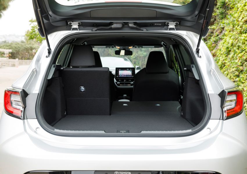 GALLERY: 2019 Toyota Corolla Hatchback for the US 814162