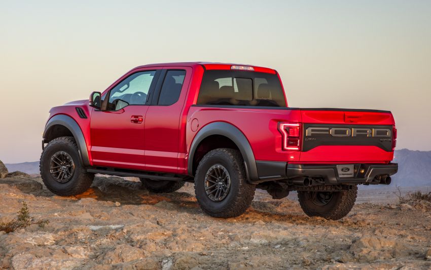 2019 Ford F-150 Raptor now with uprated Fox dampers 821130
