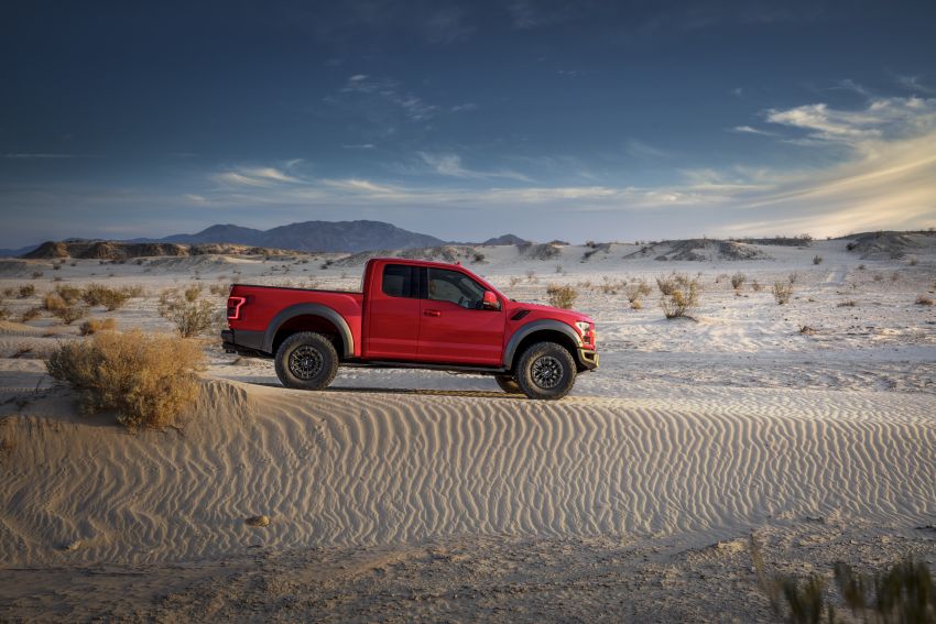 2019 Ford F-150 Raptor now with uprated Fox dampers 821112