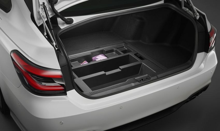 2018 Toyota Crown – fully-redesigned S220 debuts 831678