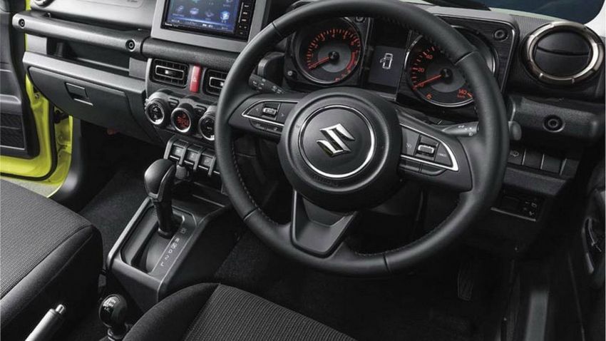 New Suzuki Jimny revealed – a cool, baby G-Wagen 828195