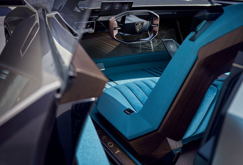 Peugeot e-Legend – a fully-electric retro-styled coupe 863574