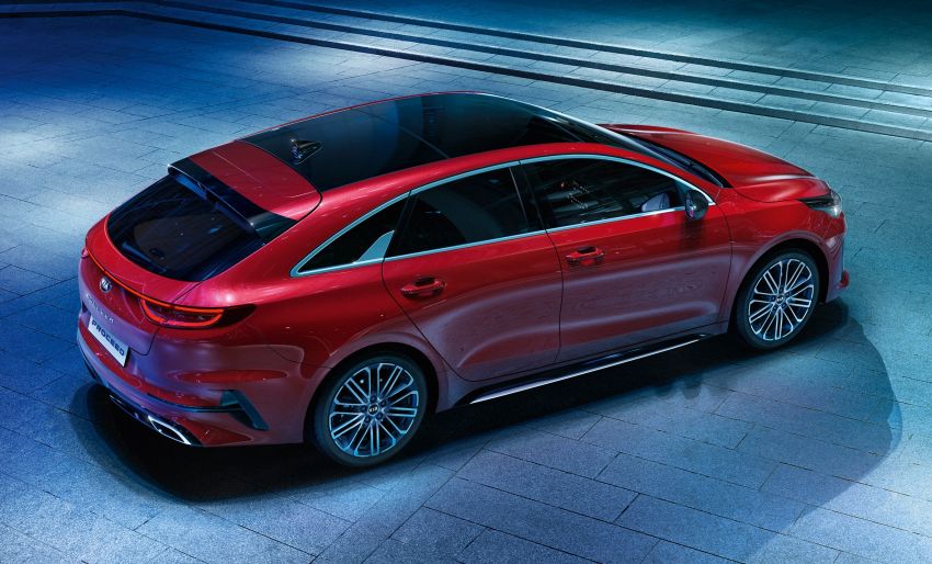 Kia ProCeed shooting brake makes its debut in Paris 867872