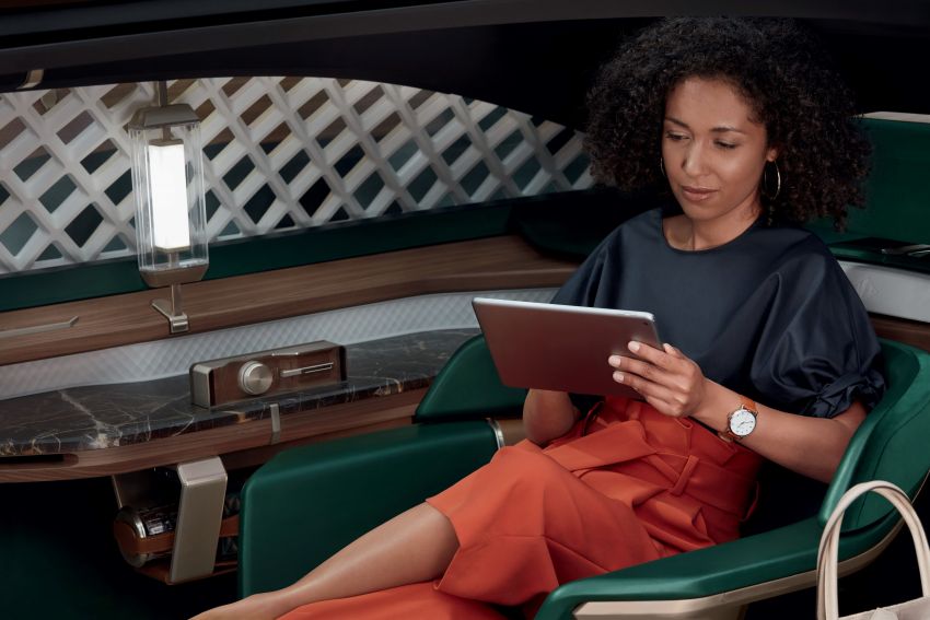 Renault EZ-ULTIMO – an autonomous mobile lounge 868577