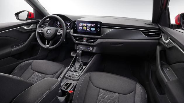 Skoda Kamiq – interior of B-segment crossover shown