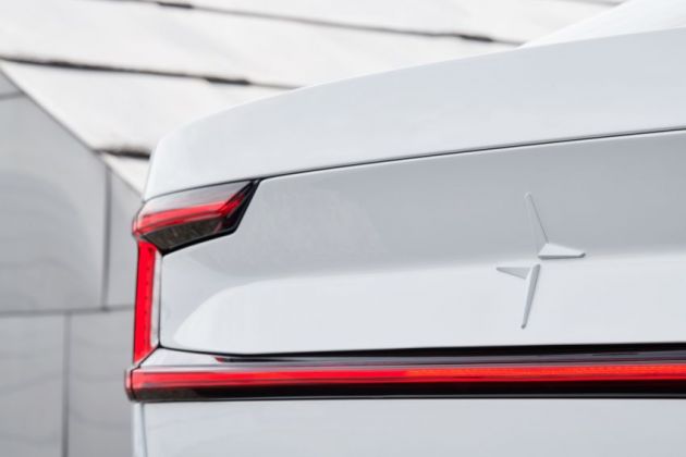 Polestar 2 tunjuk bentuk rekaan lampu LED belakang