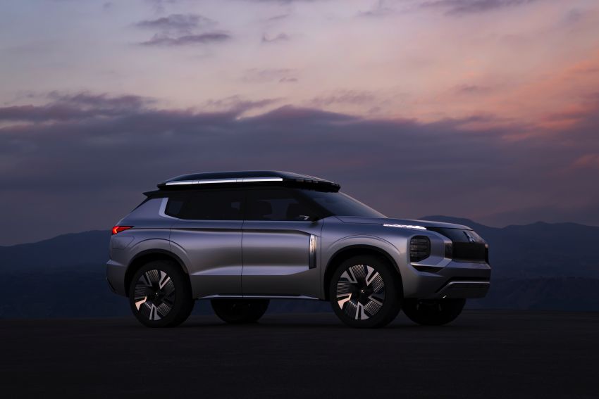 Mitsubishi Engelberg Tourer – PHEV SUV concept with 20 kWh battery, 70 km EV range, 700 km combined 932206