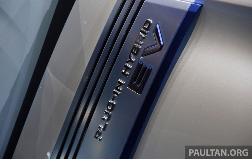 Mitsubishi Engelberg Tourer – PHEV SUV concept with 20 kWh battery, 70 km EV range, 700 km combined 932229