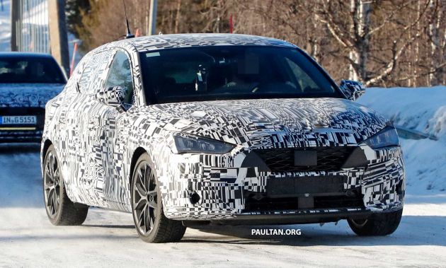 SPYSHOTS: Next-generation Seat Leon spotted testing