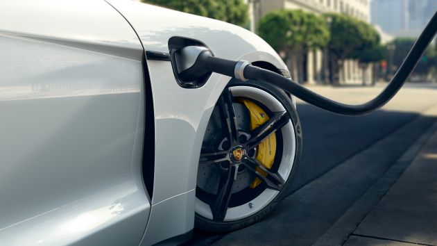 Porsche Taycan diperkenalkan – model elektrik penuh dengan kuasa hingga 761 PS dan 1,050 Nm tork