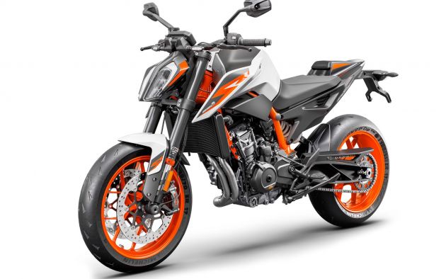 KTM 890 Duke R – keistimewaan berbanding 790 Duke