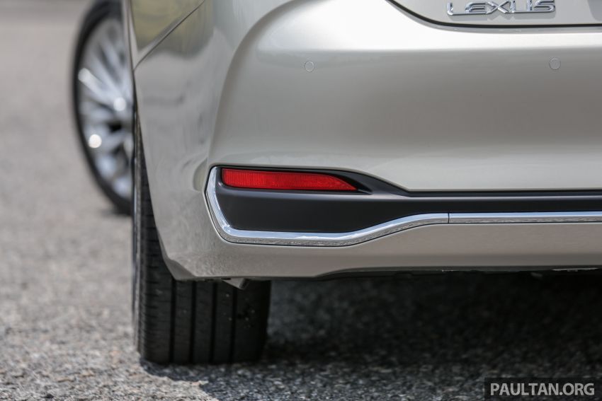 REVIEW: 2019 Lexus ES 250 in Malaysia, from RM296k 1038381