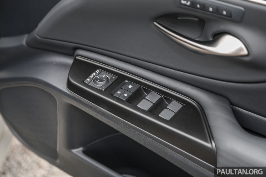 REVIEW: 2019 Lexus ES 250 in Malaysia, from RM296k 1038417