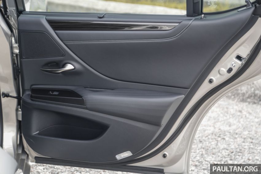 REVIEW: 2019 Lexus ES 250 in Malaysia, from RM296k 1038427