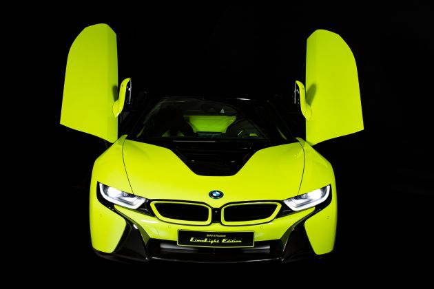BMW i8 Roadster LimeLight Edition makes its debut