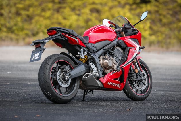 REVIEW: 2019 Honda CBR650R and CB650R – inline-four middleweights for every rider, from RM43,999