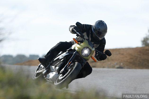 REVIEW: Harley-Davidson LiveWire electric motorcycle first ride – a sharp shock to the senses