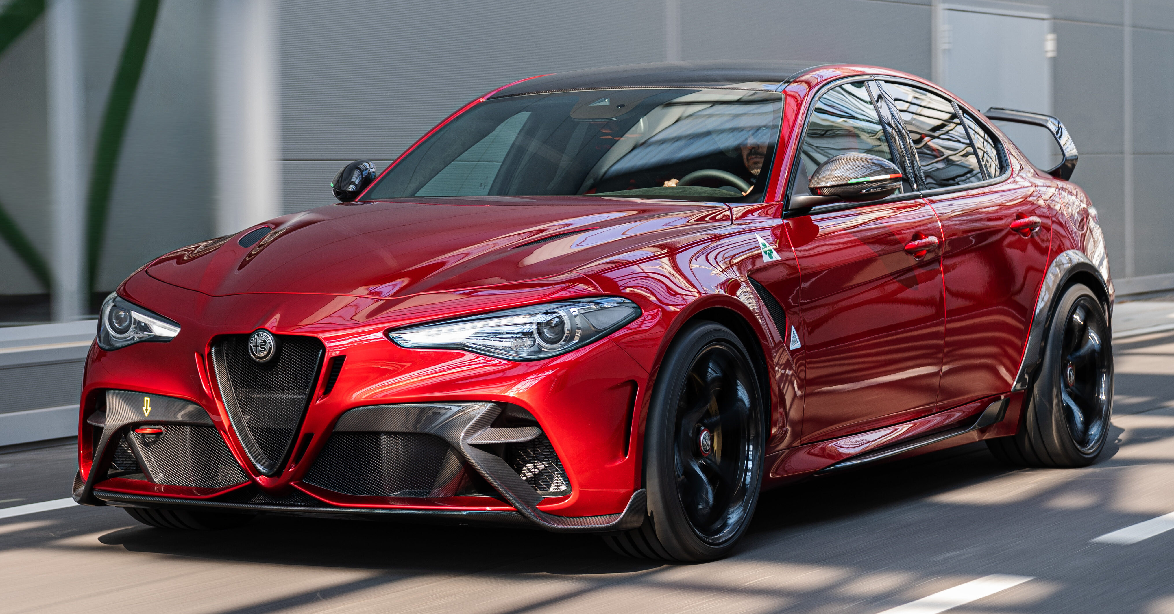 Alfa Romeo Giulia GTA dan GTAm – Quadrifoglio lebih hardcore dengan enjin 2.9L V6 biturbo, 540 hp!
