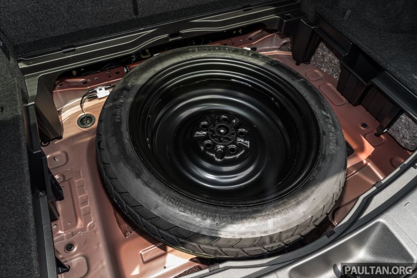 Lexus UX 200 now in Malaysia – RM244k to RM300k 1091513