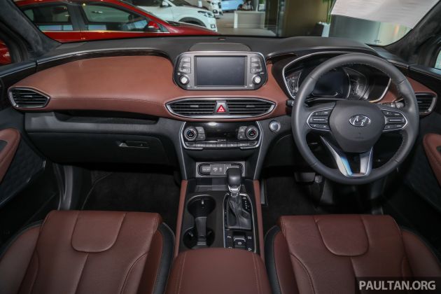 GALLERY: 2020 Hyundai Santa Fe with third-row vents
