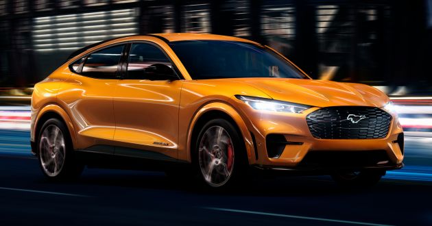 Ford will only sell passenger EVs in Europe by 2030