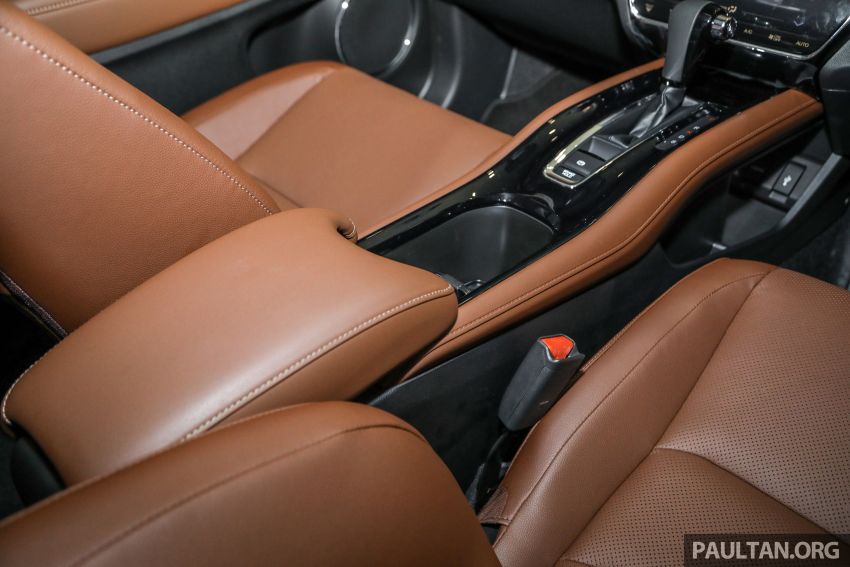 GALLERY: Honda HR-V RS with brown leather interior 1143692