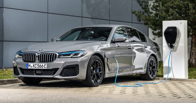 2021 G30 BMW 545e xDrive detailed – fastest BMW PHEV with 394 PS, 600 Nm; 0-100 km/h in 4.7 seconds!