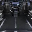 Cadillac Lyriq EV crossover – 480 km battery range, single and dual motor layouts; 33-inch LED display