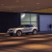 Cadillac Lyriq EV crossover – 480 km battery range, single and dual motor layouts; 33-inch LED display