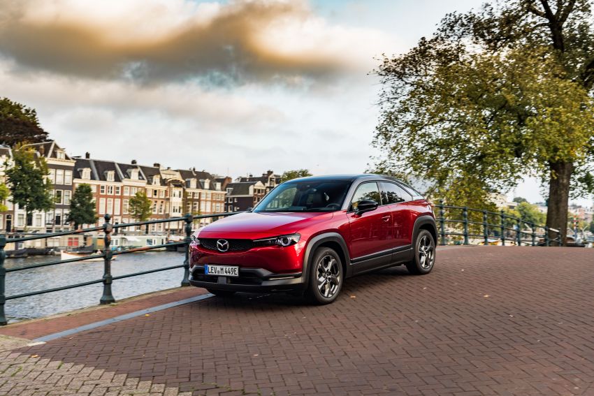 Mazda MX-30 EV launched in the UK – from RM137k 1184908