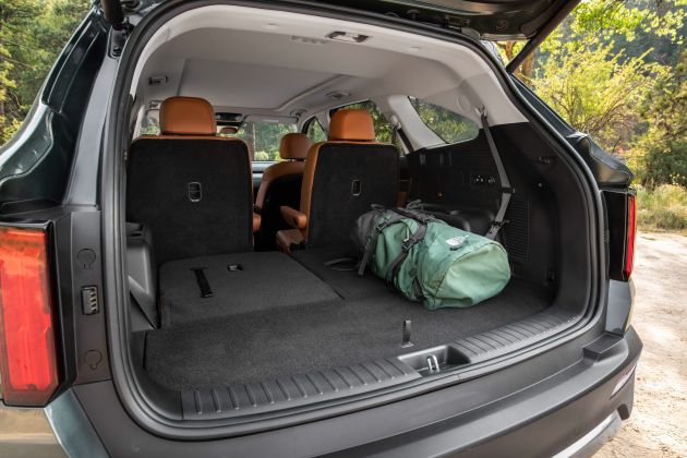 2021 Kia Sorento for the US – three-row SUV offered with four powertrains, six- or seven-seat layouts