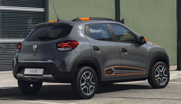 Dacia Spring Electric debuts – small EV with 44 hp and 225 km range; car-sharing and commercial variants