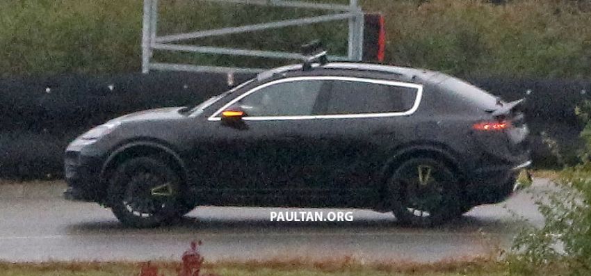 SPYSHOTS: All-electric Porsche Macan spotted testing 1195743