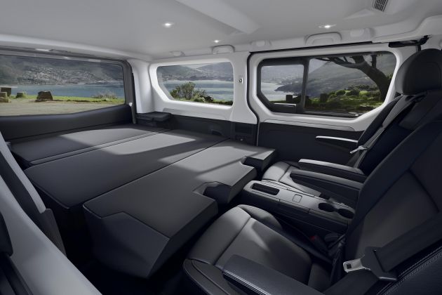 Renault Trafic van gets another facelift, debut in 2021