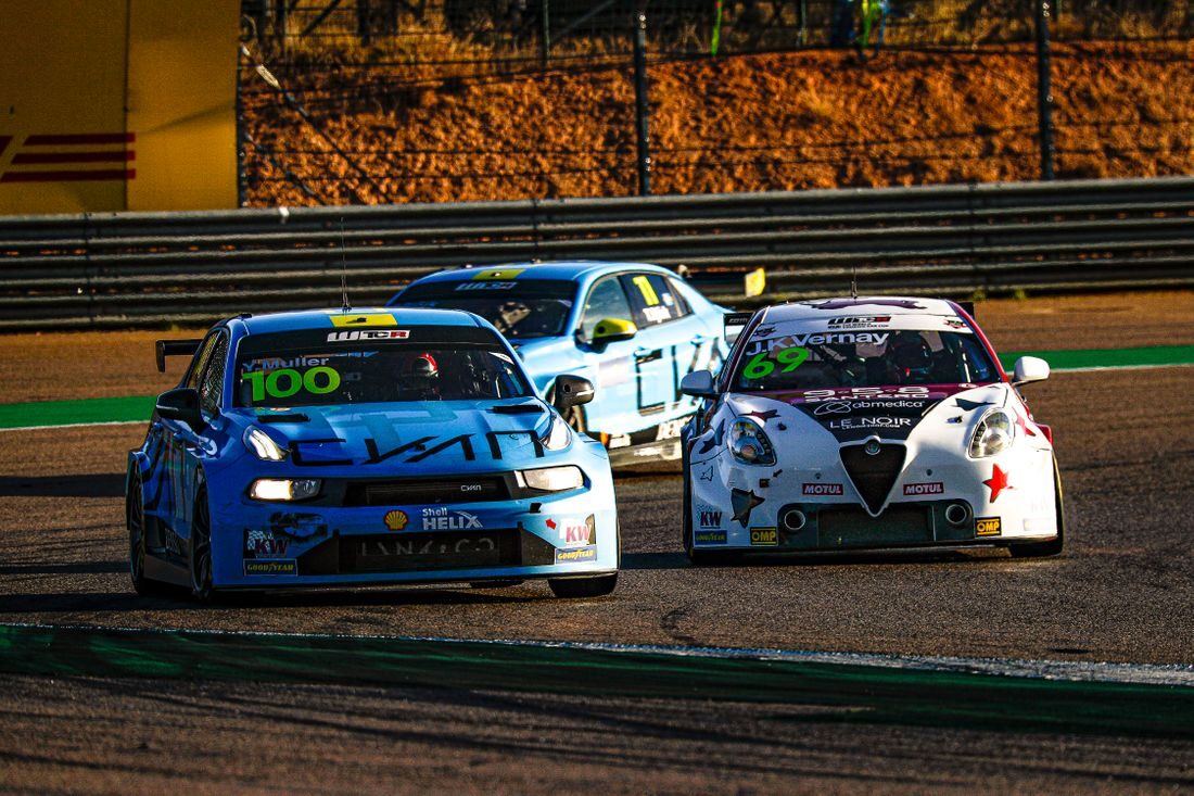 Lynk & Co Cyan Racing sapu bersih gelaran juara dunia untuk pemandu dan pasukan bagi WTCR 2020!