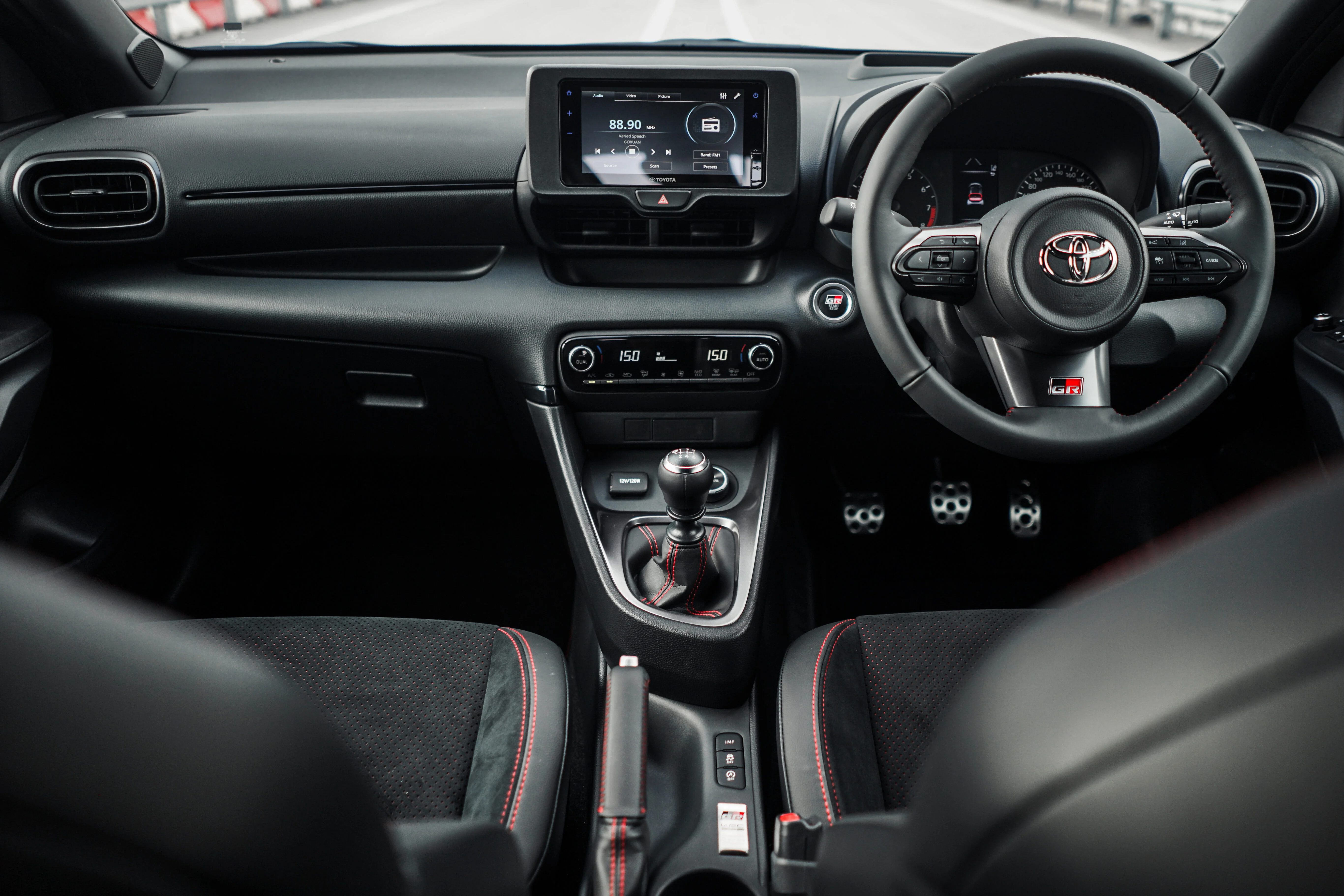 Toyota GR Yaris kini di M’sia, RM299k untuk jentera rali jalan raya sentuhan Tommi Makinen, hanya 200 unit!