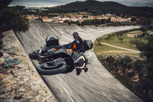 KTM 1290 Super Adventure S 2021 diperkenal – ciri Adaptive Cruise Control diberikan standard, 160 hp