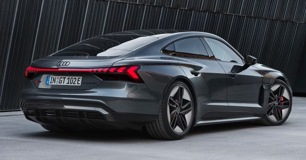 2021 Audi e-tron GT quattro, RS e-tron GT debut – two motors, up to 646 PS, 0-100 in 3.3 secs; 487 km range