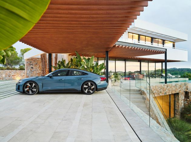 2021 Audi e-tron GT quattro, RS e-tron GT debut – two motors, up to 646 PS, 0-100 in 3.3 secs; 487 km range