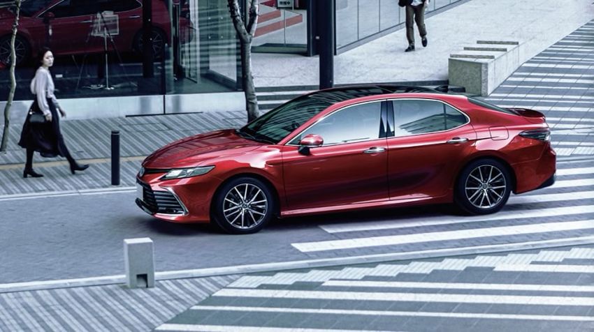 2021 Toyota Camry facelift now in Japan, from RM134k 1242987