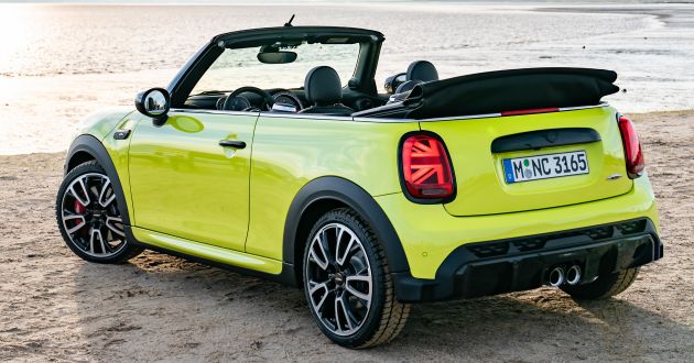 GALLERY: F57 MINI Convertible LCI in Zesty Yellow