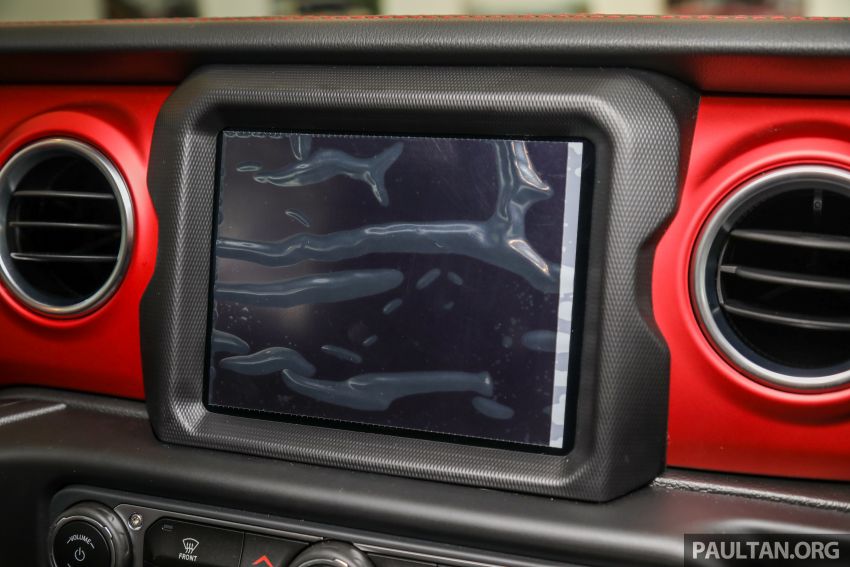 2020 Jeep Wrangler Rubicon in Malaysia – from RM378,000 for two-door; RM388,000 for four-door 1271439