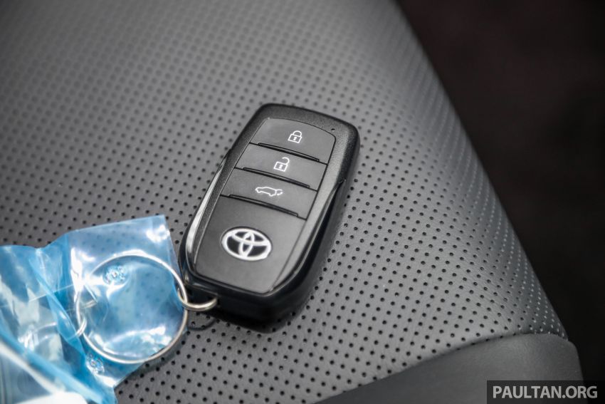 GALLERY: 2021 Toyota Harrier 2.0 Luxury – RM250k 1276865