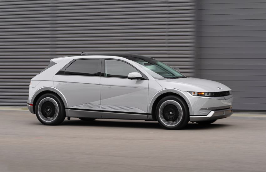 Hyundai Ioniq 5 for US market – 225 hp with RWD, 320 hp with AWD, 393 to 483 km range, on sale in autumn 1298381