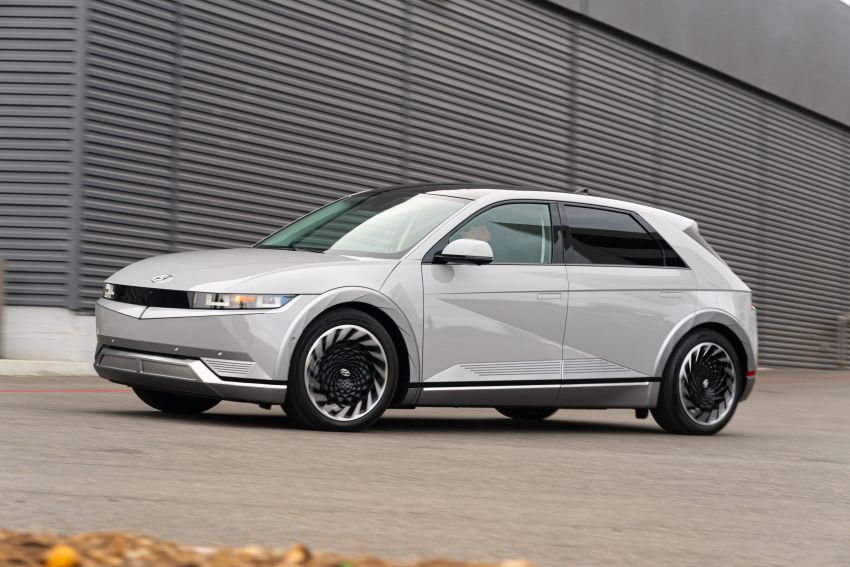 Hyundai Ioniq 5 for US market – 225 hp with RWD, 320 hp with AWD, 393 to 483 km range, on sale in autumn 1298390