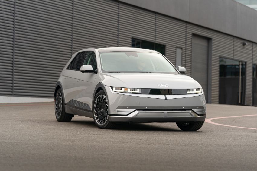 Hyundai Ioniq 5 for US market – 225 hp with RWD, 320 hp with AWD, 393 to 483 km range, on sale in autumn 1298399