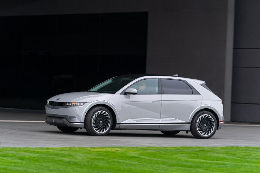 Hyundai Ioniq 5 for US market – 225 hp with RWD, 320 hp with AWD, 393 to 483 km range, on sale in autumn 1298403